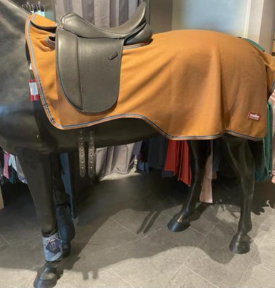 Premiere uitrijdeken fleece Toffee - Nena's Pets