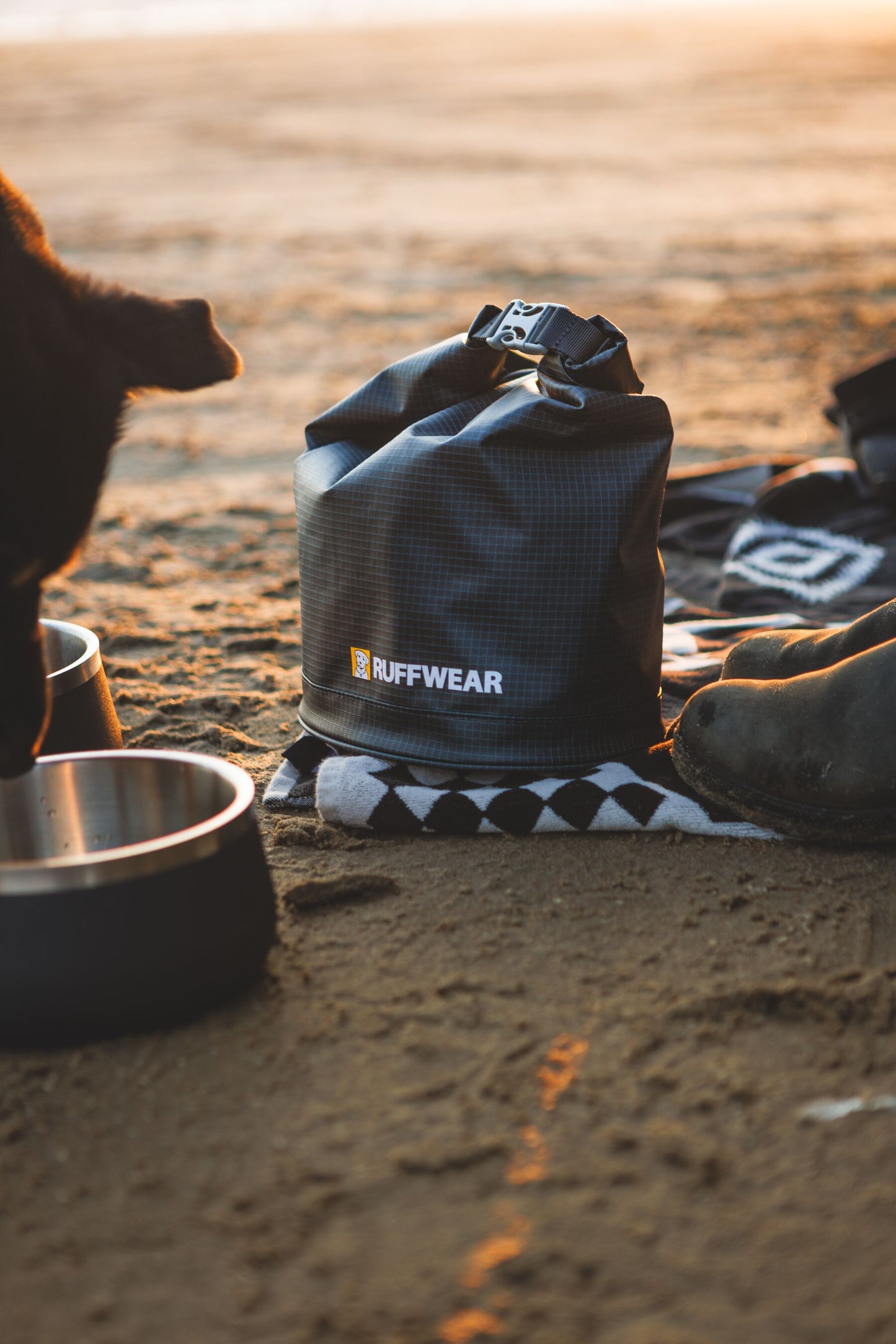 Ruffwear Kibble Kaddie™ Dog Food Carrier '25