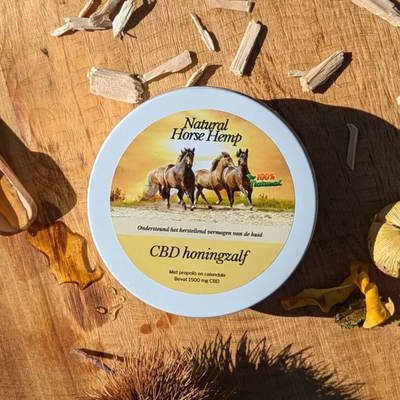 Natural Horse Hemp CBD Honingzalf - Nena's Pets
