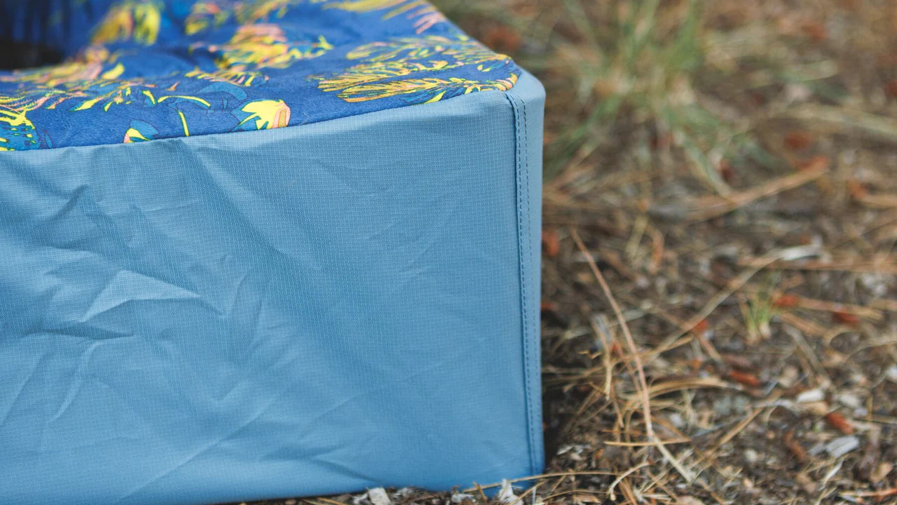Ruffwear Mt. Everest Insulated Dog bed cover